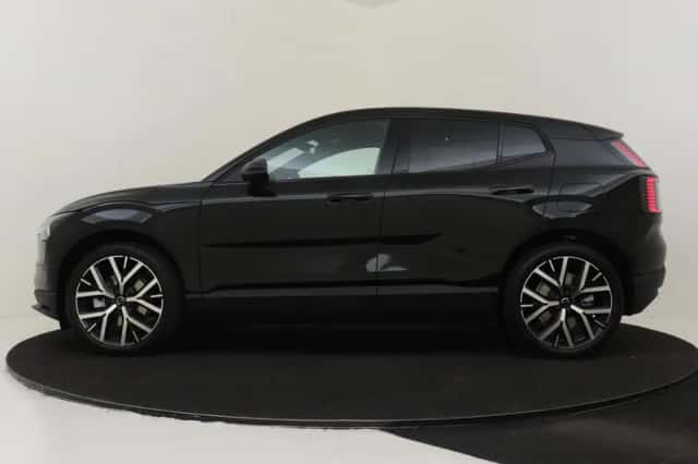 Volvo EX30 (2025) thumbnail 6