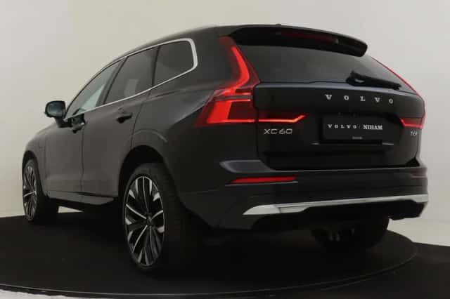 Volvo XC60 (2025) thumbnail 4