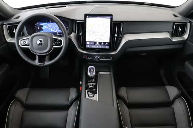 Volvo XC60 (2026) thumbnail 3