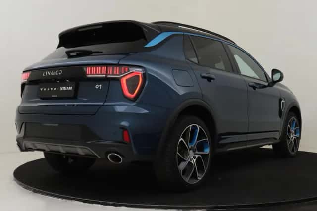 Lynk & Co 01 (2023) thumbnail 2