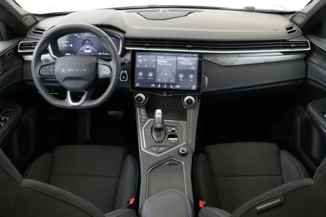 Lynk & Co 01 (2023) thumbnail 3