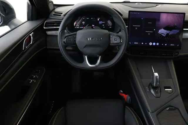 Lynk & Co 01 (2026) thumbnail 2