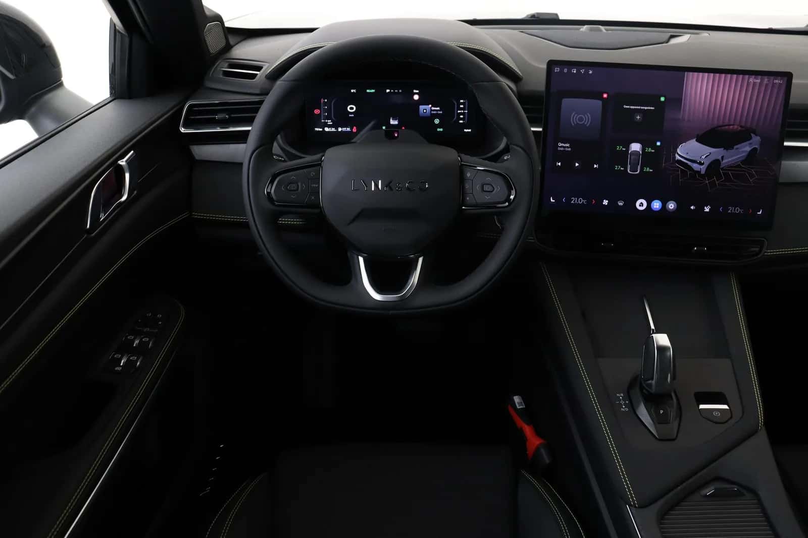 Lynk & Co 01 (2025) — foto 1