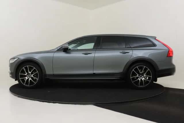 Volvo V90 (2020) thumbnail 6