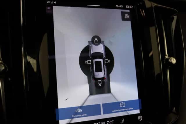 Volvo XC60 (2023) thumbnail 17