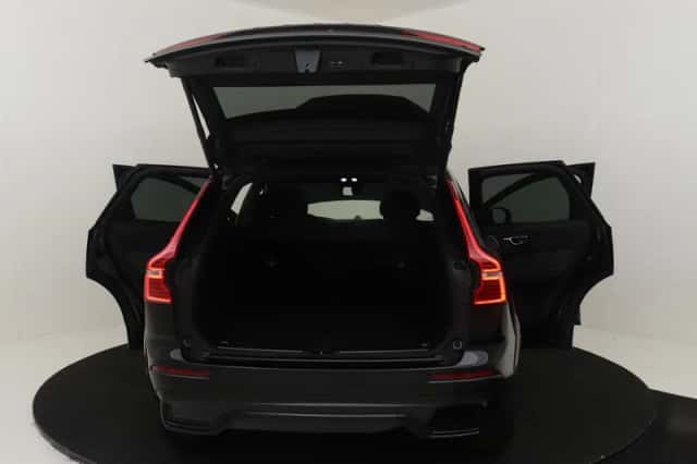 Volvo XC60 (2023) thumbnail 22
