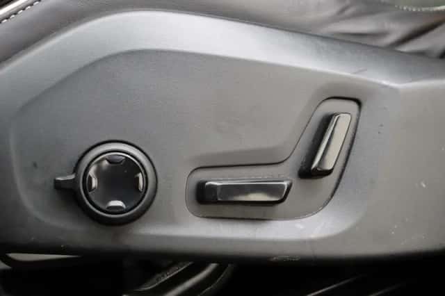 Volvo XC60 (2023) thumbnail 28