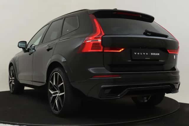 Volvo XC60 (2023) thumbnail 4