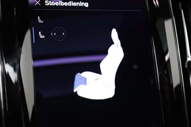 Volvo XC60 (2023) thumbnail 31