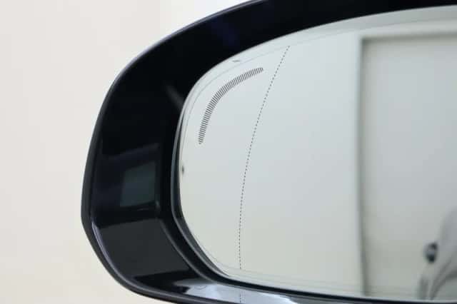 Volvo XC60 (2023) thumbnail 33