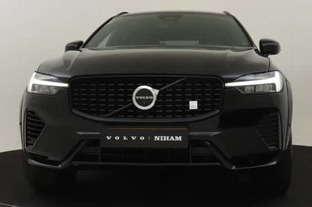 Volvo XC60 (2023) thumbnail 8