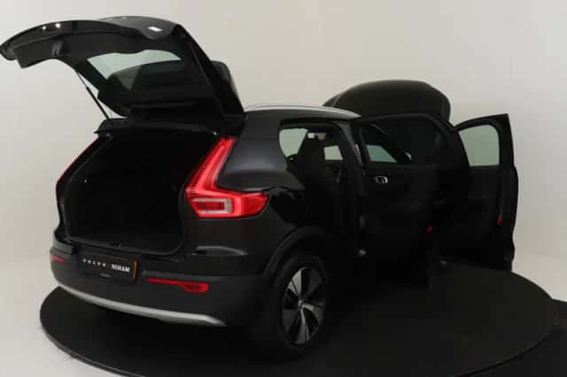 Volvo XC40 (2020) thumbnail 18