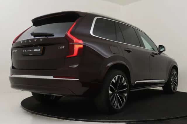 Volvo XC90 (2025) thumbnail 2