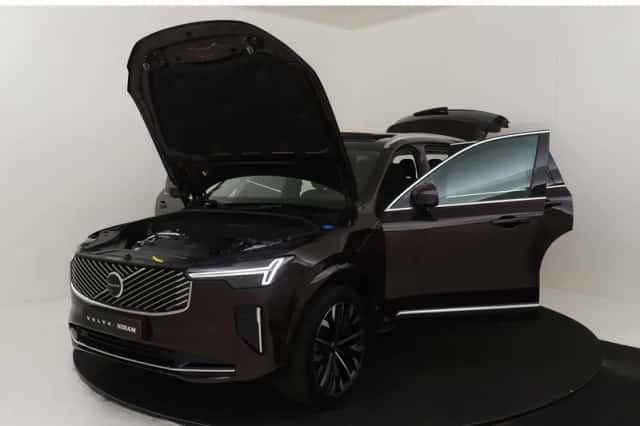 Volvo XC90 (2025) thumbnail 16