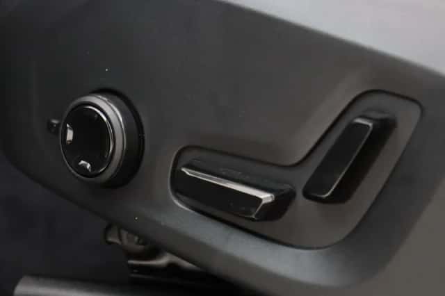 Volvo XC90 (2025) thumbnail 30