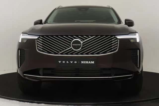 Volvo XC90 (2025) thumbnail 8