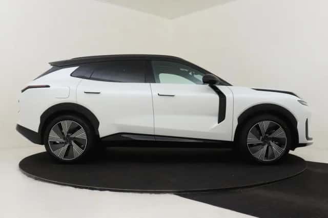 Lynk & Co 08 (2026) thumbnail 12