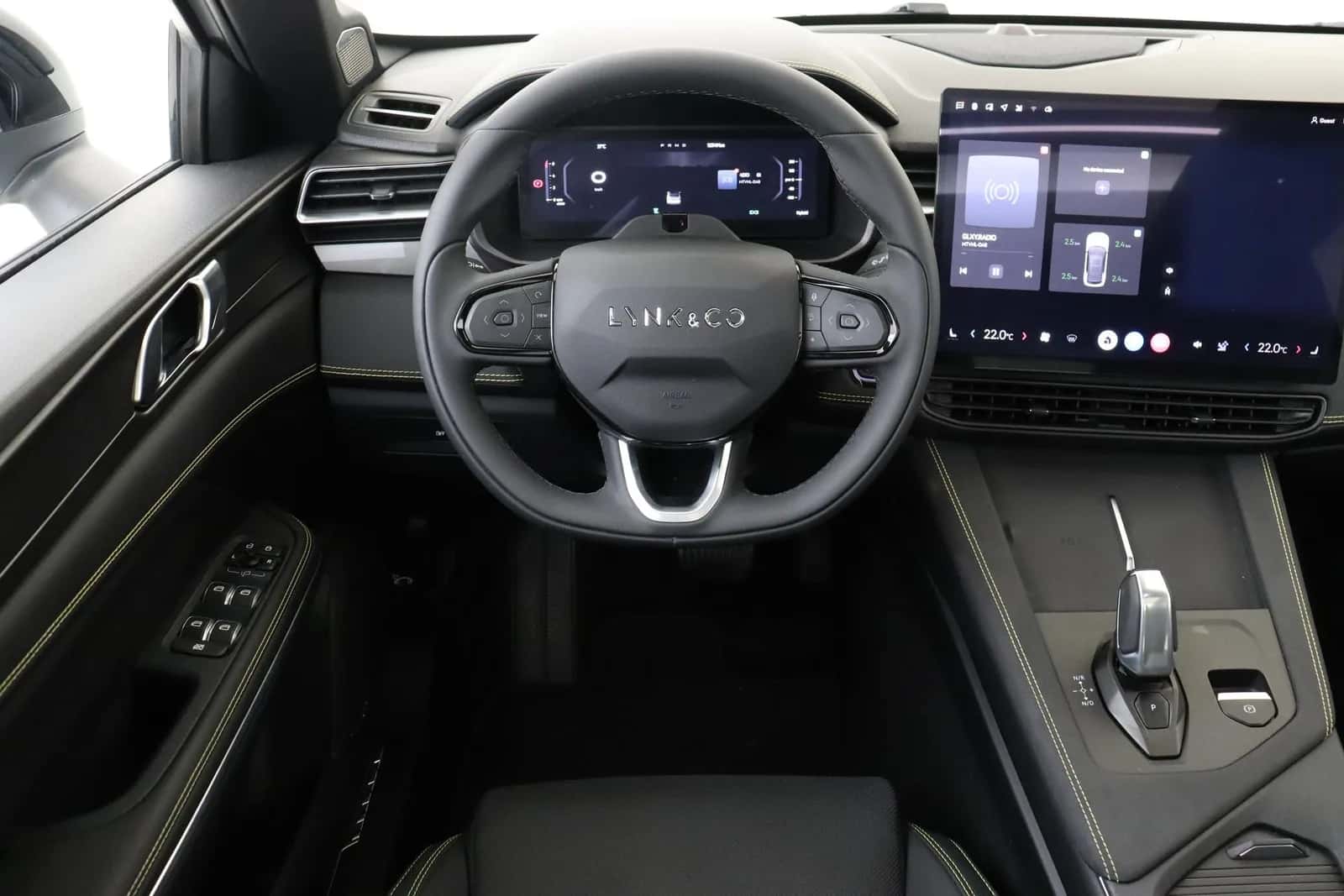 Lynk & Co 01 (2025) — foto 1