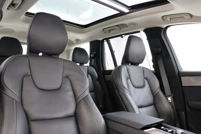 Volvo XC90 (2025) thumbnail 11