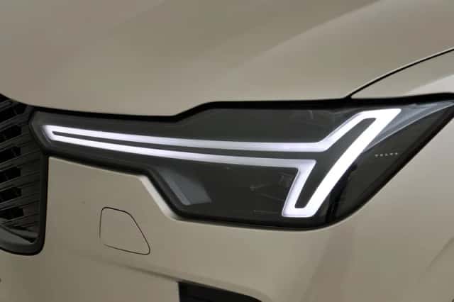 Volvo XC90 (2025) thumbnail 44