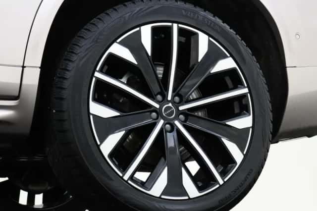Volvo XC90 (2025) thumbnail 49