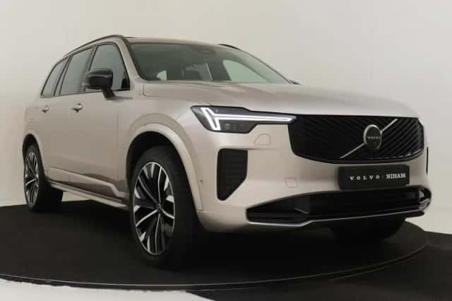 Volvo XC90 (2025) thumbnail 10