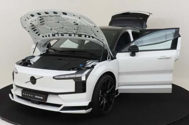 Volvo EX30 (2025) thumbnail 20