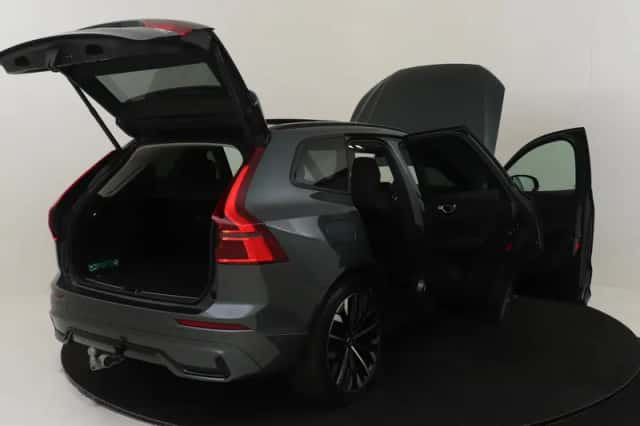 Volvo XC60 (2025) thumbnail 18