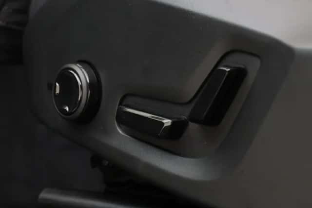 Volvo XC60 (2025) thumbnail 29
