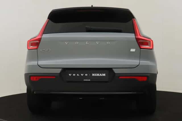 Volvo XC40 (2024) thumbnail 14