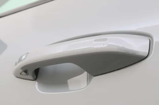 Volvo XC40 (2024) thumbnail 33