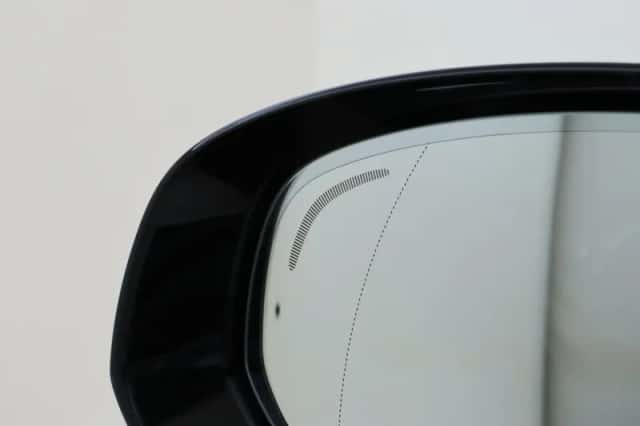 Volvo XC60 (2025) thumbnail 32