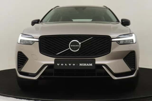 Volvo XC60 (2025) thumbnail 8
