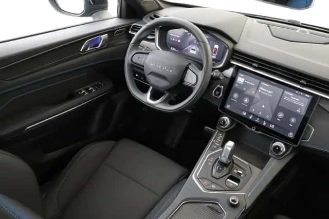 Lynk & Co 01 (2024) thumbnail 5