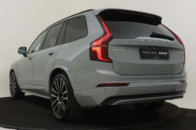Volvo XC90 (2025) thumbnail 5