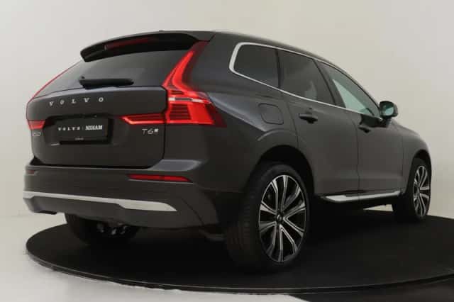 Volvo XC60 (2025) thumbnail 2