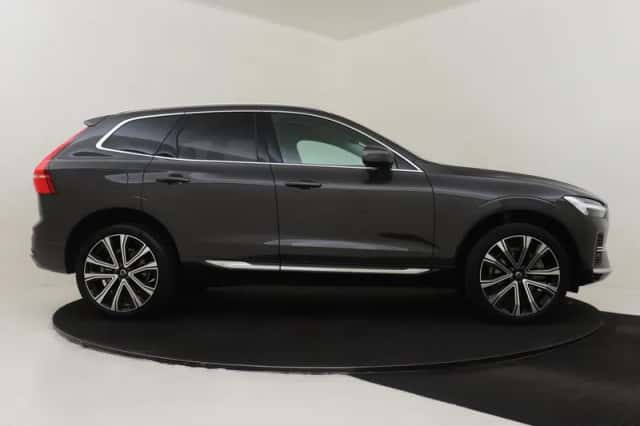 Volvo XC60 (2025) thumbnail 12