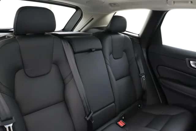 Volvo XC60 (2025) thumbnail 13