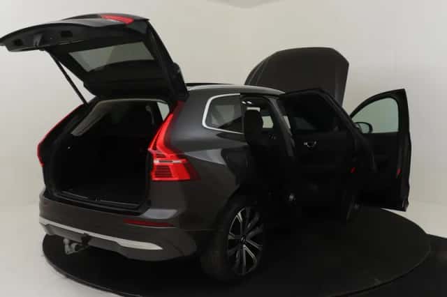 Volvo XC60 (2025) thumbnail 18