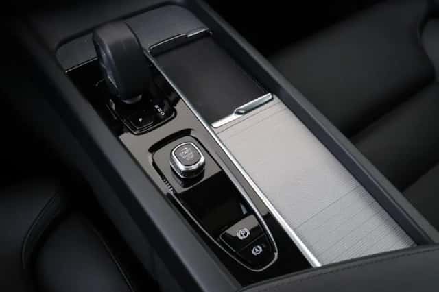 Volvo XC60 (2025) thumbnail 26