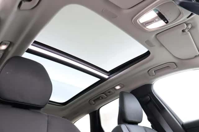 Volvo XC60 (2025) thumbnail 9