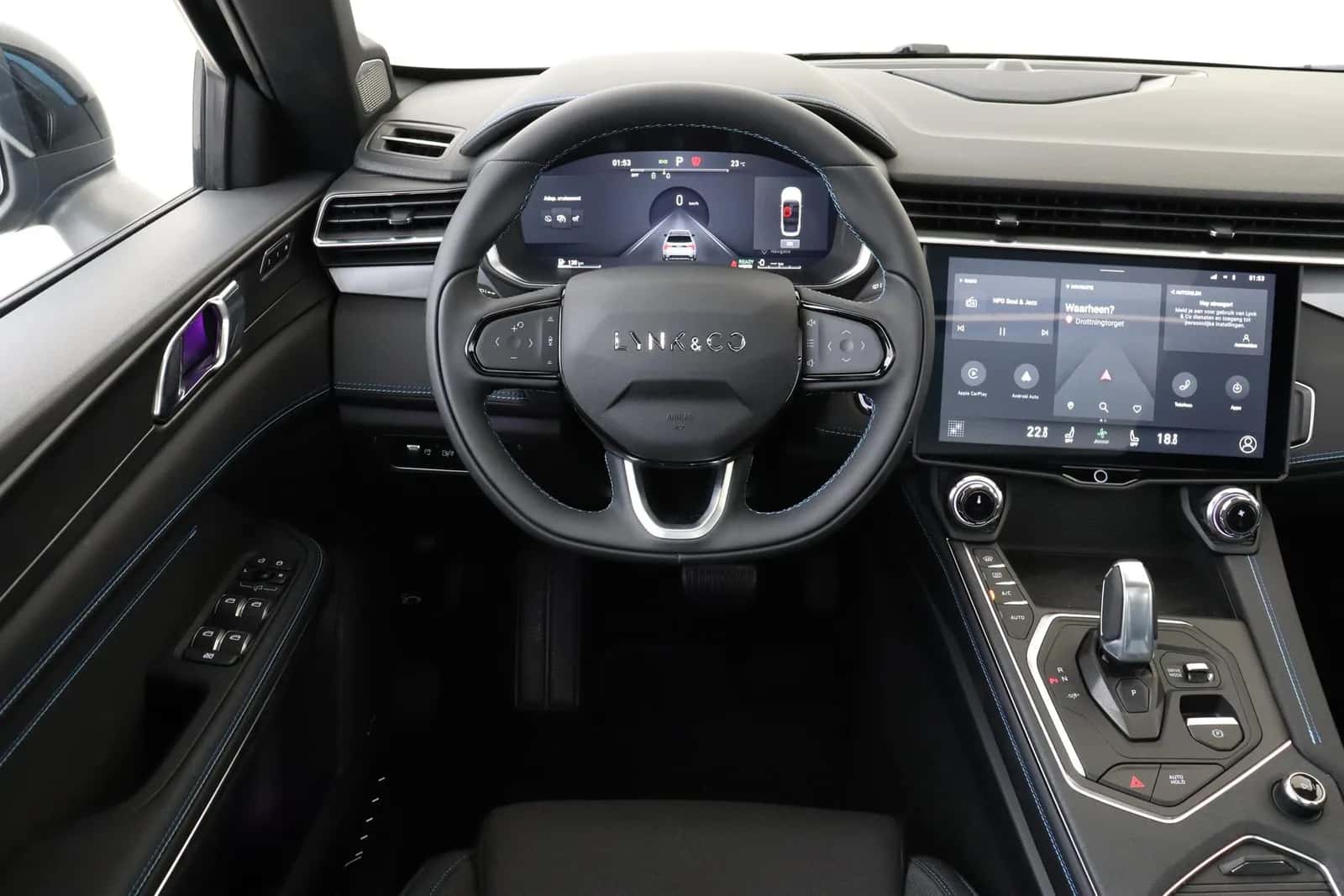 Lynk & Co 01 (2024) — foto 1
