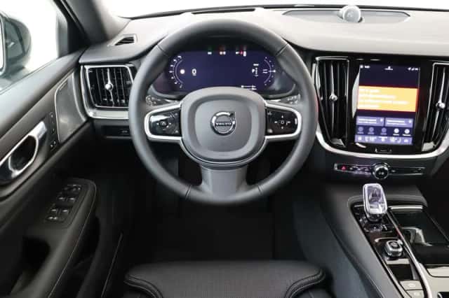 Volvo V60 (2026) thumbnail 1