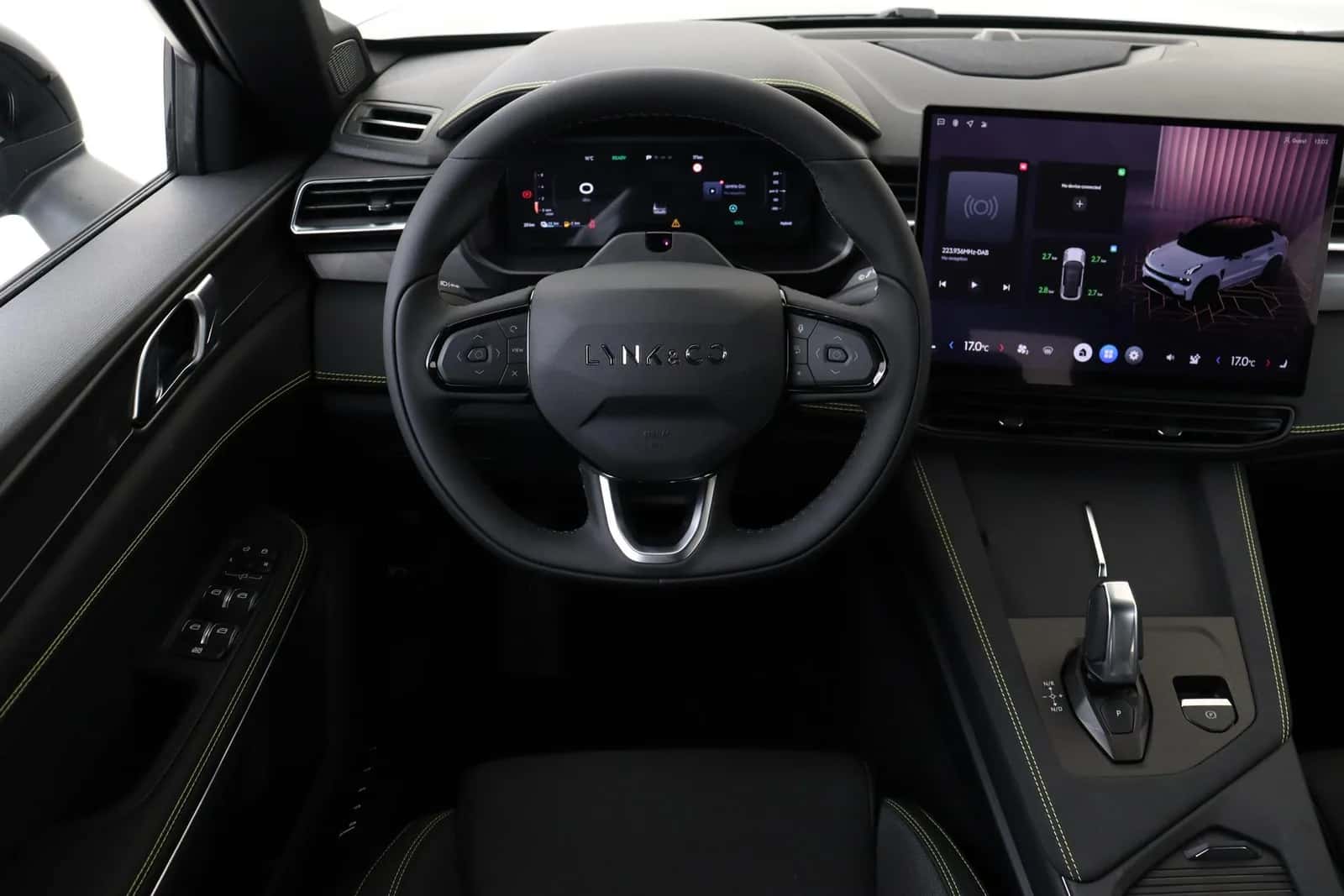 Lynk & Co 01 (2026) — foto 1