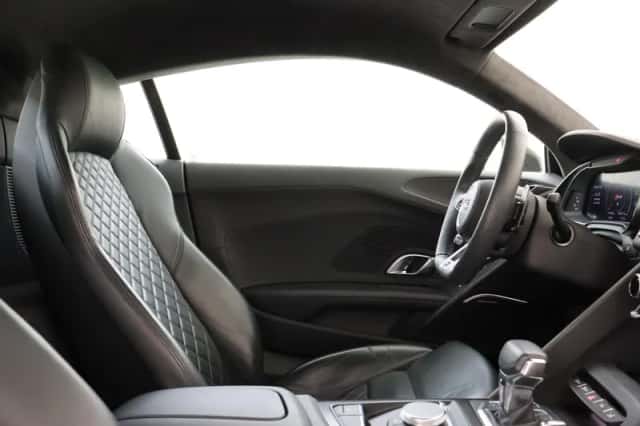 Audi R8 (2024) thumbnail 7