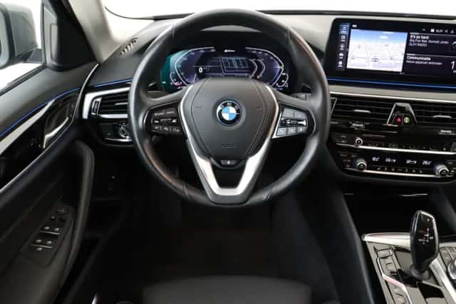 BMW 5-Serie (2022) thumbnail 1
