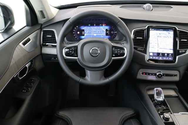 Volvo XC90 (2024)