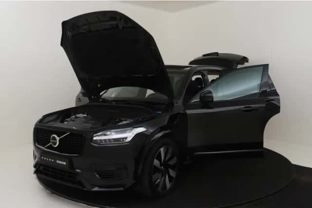 Volvo XC90 (2024) thumbnail 16