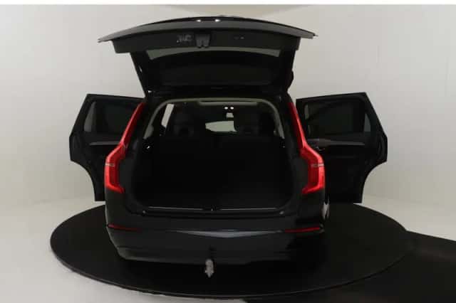 Volvo XC90 (2024) thumbnail 22