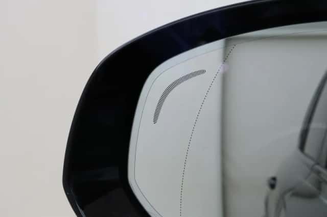 Volvo XC90 (2024) thumbnail 35